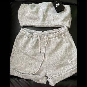 Ladies Grey 2pc Nike Fashion sets!